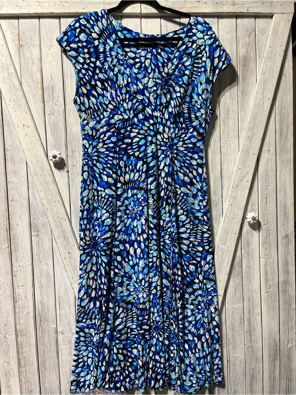 Jones New York Blue and White Floral-Print Midi Dress